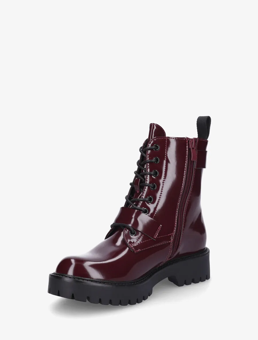Bottines montantes vernies en simili