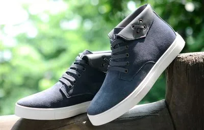 Chaussures de ville montantes avec rabat en cuir