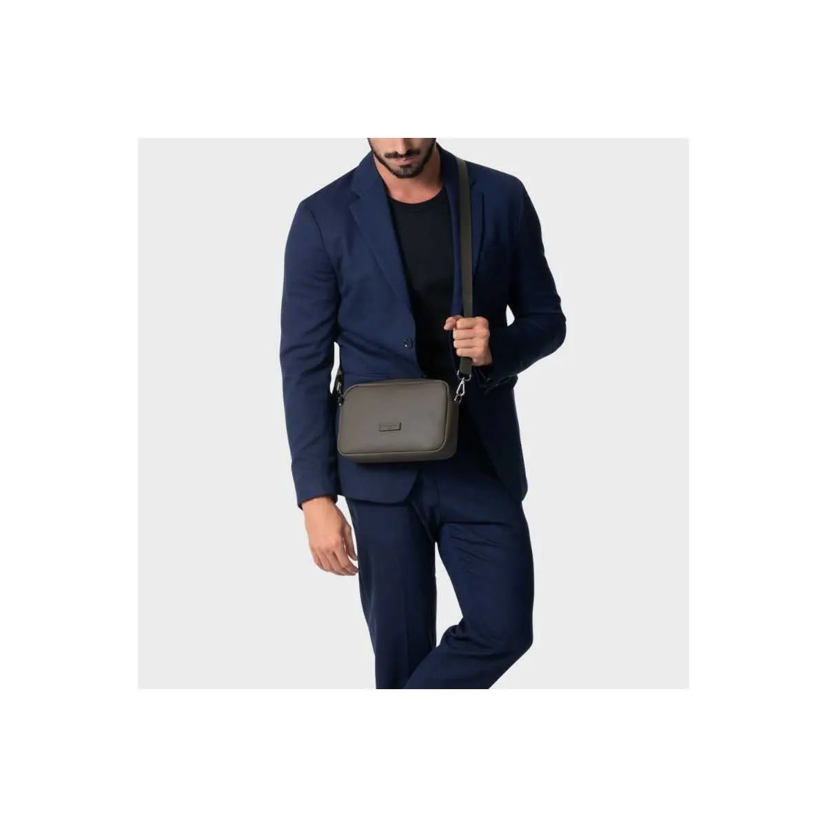 Pochette dragonne hero de la marque Hexagona sur pecari